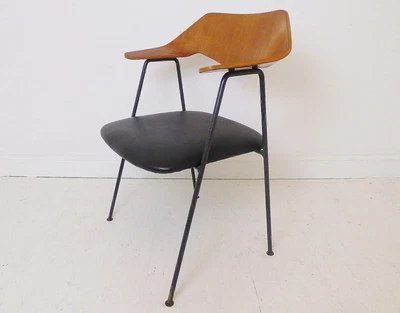 £685 • Buy Stunning Vintage Teak Robin Day Hille Model 675 Chair