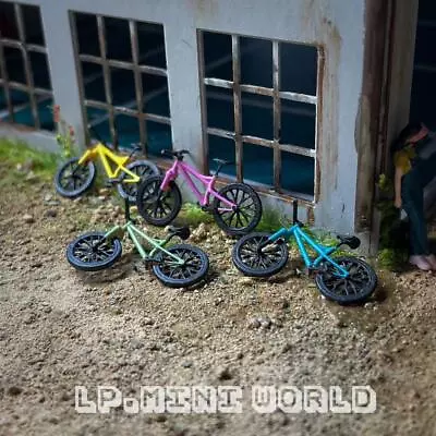 1/64 Scale Resin Mountain Bicycle Painted Miniature Model Scene Props Ornaments • £16.79