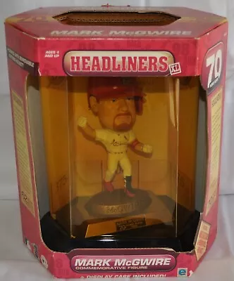 MLB HEADLINERS XL Mark McGwire #25 Cardinals Commemorative Figure DISPLAY CASE • $35