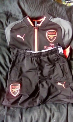 £14.99 • Buy Arsenal 2017/18 Puma Black/pink Kids Age 7-8 Tracksuit Free Delivery 