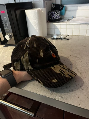 £20 • Buy Carhartt Camo Cord Cap
