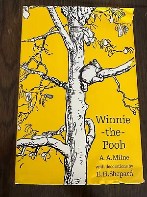 Winnie-the-Pooh (Winnie-the-Pooh - Classic Editions) By Milne A. A. Book The • $13.03