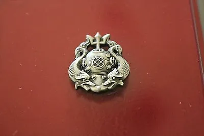 Us Army Gi Mess Dress Mini Master Diver Antique Silver Qualification Badge • $12.99