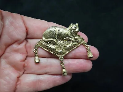 $14.99 • Buy Vintage Gold Tone  1928 Jewelry  Cat On A Pillow Brooch
