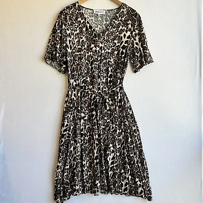 GRAY LABEL Size 14 Leopard Print Short Sleeve Drape V-Neck Maxi Dress Waist Tie • $39.50