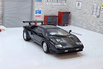Lamborghini Countach Black  1:24 Scale  Model ( Downgraded) • £7