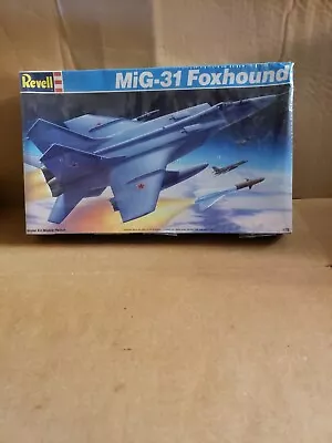 Revell MIG-31 Foxhound Fighter Jet Model Kit 1/72 Scale 4349 - NIOB PARTS SEALED • $10