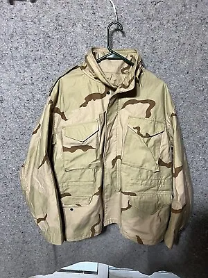 Vintage Military Field Jacket Mens Cold Weather Coat M65 Desert Camo • $50