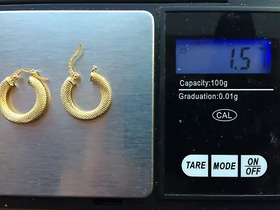 Pair Of 18 CT Gold 750 Earrings • £69