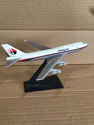 Schabak 921/65 Diecast 1:600 Boeing 747-400 Malaysia Air Model Airliner RARE • £4.99