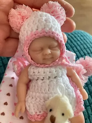 4.5   Micro Preemie Full Body Silicone Reborn Baby Doll Girl W/ Clothe Mini 13cm • $16.89