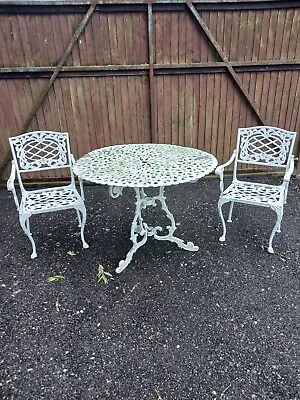 £50 • Buy White Cast Aluminium GARDEN TABLE And 2 CHAIRS