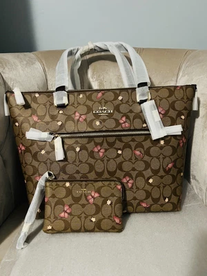 Coach Signature Butterfly 2712 Print Zip Gallery Tote Bag Handbag Wristlet Set • £377.53