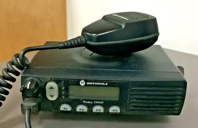 Motorola Radius CM300 UHF 32 CH 40W AAM50RPF9AA1AN W MIC Mount PROGRAMMED • $289