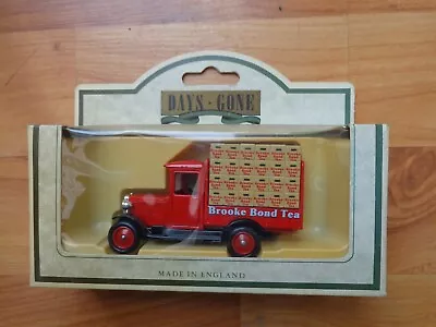 Classic Lledo Days Gone - 1934 Chevrolet Delivery Van 'brooke Bond Tea Ref 26014 • £3.99