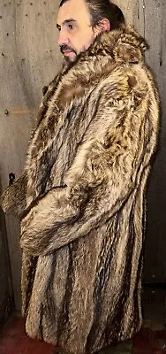 MENS HANDSOME PRISTINE CANADIAN RACCOON FUR COAT Custom Made Size L • $500