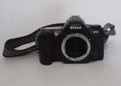 Nikon F65 AF Auto Focus 35mm SLR Film Camera Body Black Parts AS-IS • $19.99
