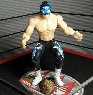 SOBERANO JR. Mexican Wrestler Toy 7  Tall - Juguete De Luchador Mexicano • $14.99