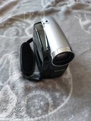 Samsung Vp-d381 Camcorder Mini Dv Digital Tape Video Camera D381xeu • £19.99