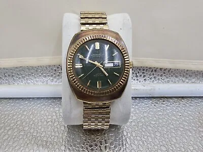 Vintage Bulova Caravelle Men's Automatic Watch Green Dial Day/date Swiss 1970 • $100