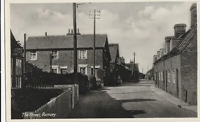 M England Essex Old Postcard English The Street Ramsey Near Harwich • £4.89