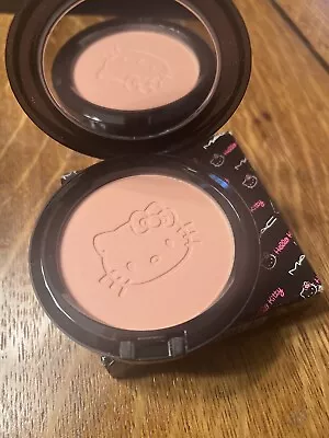 Mac Cosmetics Hello Kitty Beauty Powder Tahitian Sand • $40