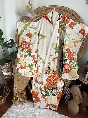 Vintage Japanese Silk Kimono Robe • $44.99