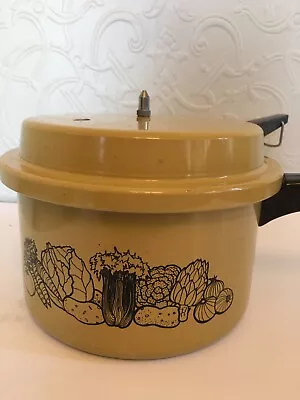 Vintage Mirro Magic Pressure Cooker Harvest Gold 4 Quart Never Used • $125