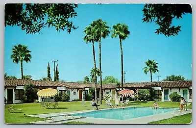 Laredo Texas Dodds Motel Swimming Pool Furniture Mailed 1961 Vintage Postcard • $4.88