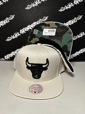 NEW Mitchell & Ness Chicago Bulls Camo Cream White Snapback Hat Cap Ivory Biege • $28.95