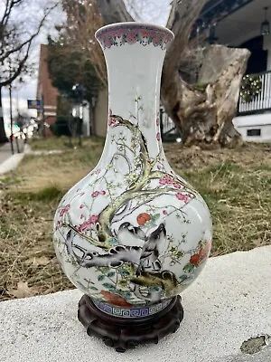 CHINESE Antique FAMILLE ROSE PORCELAIN  VASE Possibly Guangxu Qianlong Mark • $2750