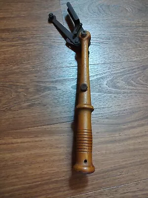 Vintage Remington Hand Clay Pigeon Thrower  • $12