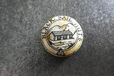 Black Sail Hut Youth Hostel YHA Pin Badge Button (L16B) • £4.49