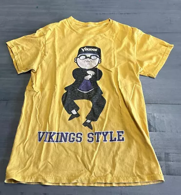 Vikings NFL Team Apparel Yellow Short Sleeve T-Shirt Women’s Small Gangnam Style • $7.99