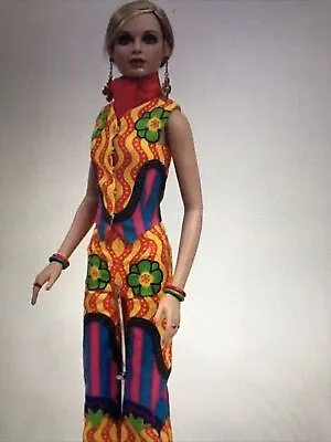 Twiggy Supermodel 60’s Fashion Portrait Doll Boxed Mint 16” With Signed Label • $239.96