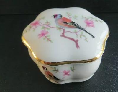 £7.99 • Buy Vintage Royal Worcester Palissy - Chaffinch Bird -  Trinket Box Pot