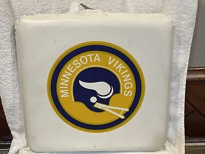 VINTAGE & RARE 1970's Minnesota Vikings Seat Cushion Tony Oliva Autographed! • $99.99