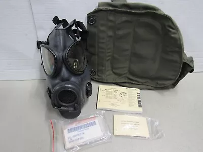 US M17 A2 Gas Mask Large MSA With Nylon Carry Bag & Accessories 1984 • $145