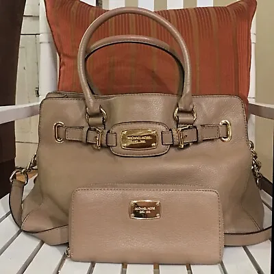 Authentic Michael Kors Hamilton EW Satchel With Matching Leather Wallet! • $125.99