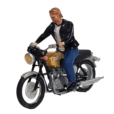 FG21 - Rockers In Leather Jackets On Motorcycles Figures Unpainted O Scale • £20.99