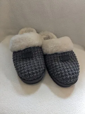 Ugg Women's Cozy Slippers Gray Knit Size 10 • $34.95