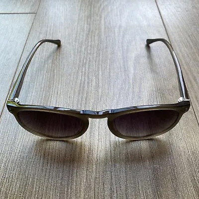 Linda Farrow Sunglasses • £46