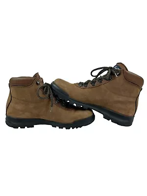 Vasque Nubuck Leather Gortex Skywalk Boots 7930 Size 9 N Brown Made In Italy • $53.99