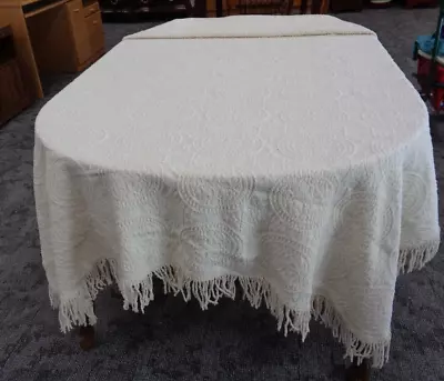 Vintage Bates Chenille Off White Fringe Twin Bedspread • $59.99