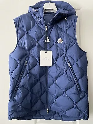 New Moncler Broch Gilet Vest Hooded Mens Size 4 Blue • $860