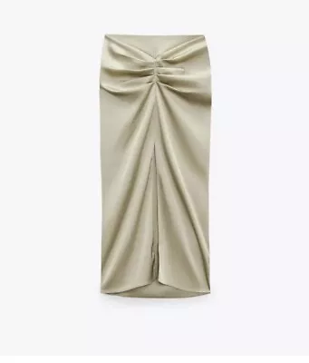 Zara Rushed Green Satin Skirt  • £22.99