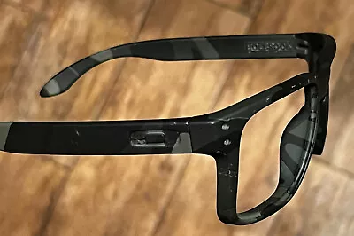 OAKLEY Holbrook Sunglasses Multicam Black Camo  OO9102 READ • $53