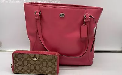Coach 'Peyton' Pink Saffiano Textured Leather Tote Bag W/ Signature C Wallet • $42