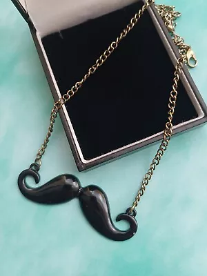 Modern Gold Tone Chain & Black Metal Mustache Pendant Necklace • $4.41