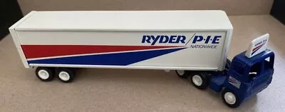 Winross 39-3 1:64 Ryder/P.I.E Nationwide Tractor Trailer • $21.24